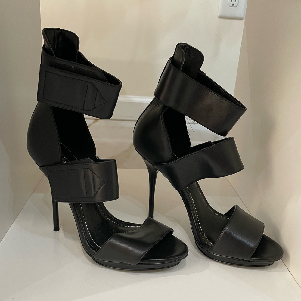 Elegant Black Stiletto Heels